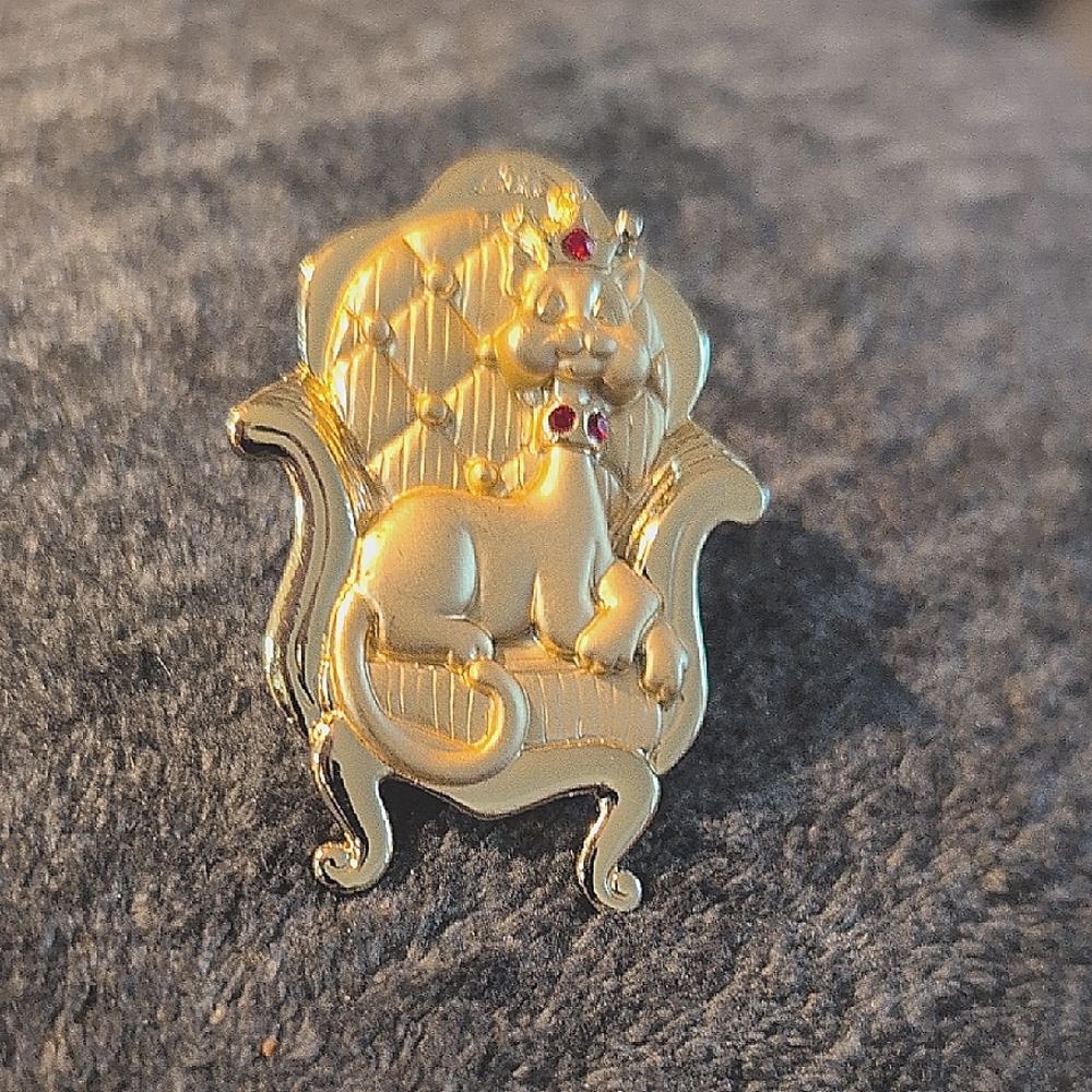 Vtg AJC Princess Cat On Chair